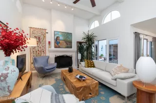 Photo #4: 6485982 Listing