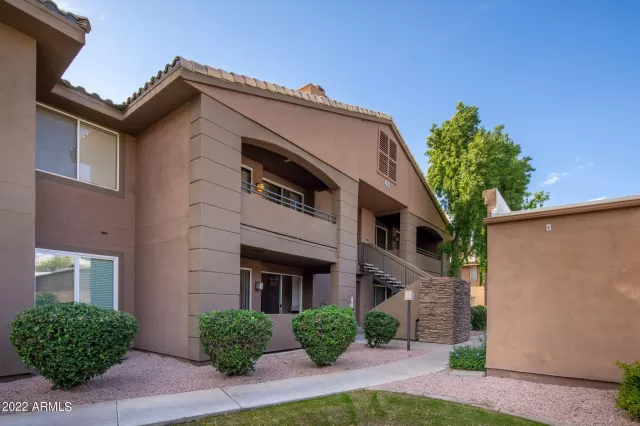 MLS: 6486011 Condo For Sale