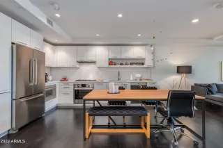 Photo #2: 6486069 Listing