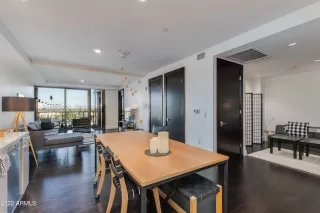 Photo #4: 6486069 Listing