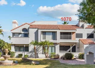 Photo #4: 6486621 Listing