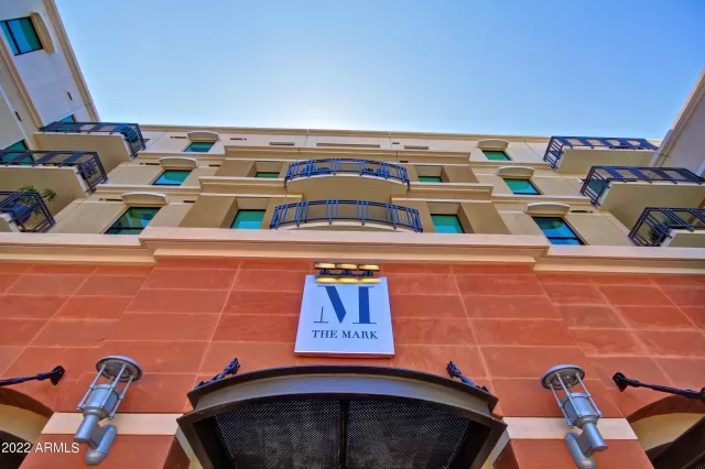 MLS: 6486918 Condo For Sale