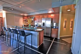 Photo #1: 6486918 Listing