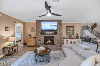 Photo #6: 6486969 Listing 