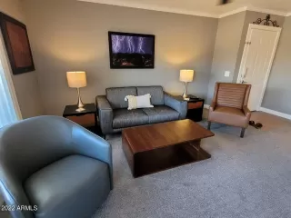 Photo #6: 6487116 Listing