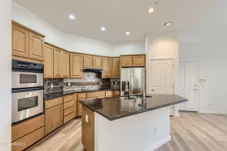 Photo #2: 6487214 Listing