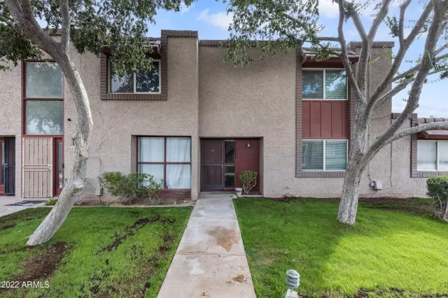 MLS: 6487234 Condo For Sale