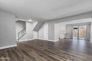 Photo #6: 6487234 Listing