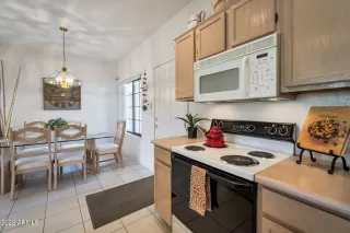 Photo #4: 6487346 Listing