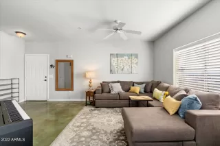 Photo #5: 6487550 Listing 