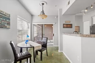 Photo #6: 6487550 Listing 