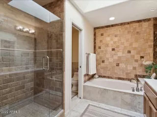 Photo #3: 6487629 Listing