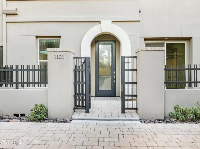 MLS: 6487690 Condo For Sale