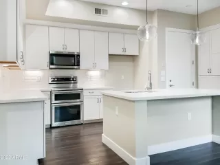 Photo #6: 6487690 Listing