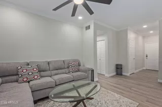 Photo #5: 6487720 Listing