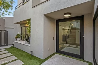 Photo #4: 6487850 Listing