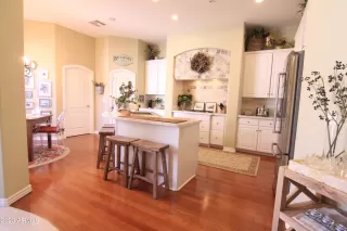 Photo #6: 6487890 Listing 