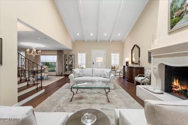 MLS: 6488265 Condo For Sale
