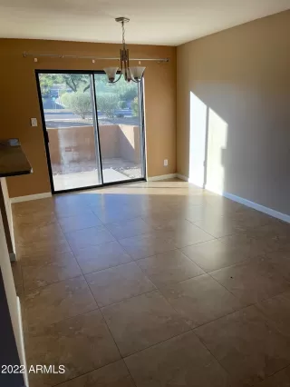 Photo #5: 6488381 Listing 