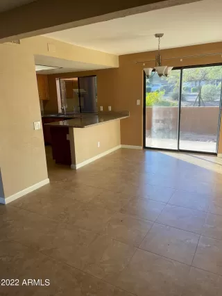 Photo #6: 6488381 Listing 