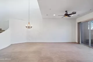 Photo #4: 6488439 Listing 