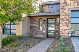 Photo #2: 6488536 Listing