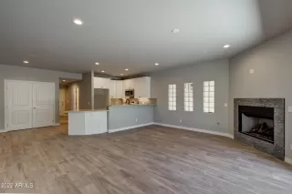 Photo #5: 6488650 Listing