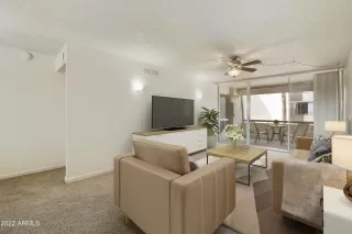 Photo #2: 6488874 Listing 