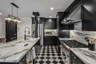 Photo #1: 6489354 Listing