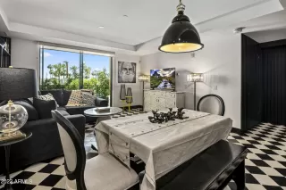 Photo #5: 6489354 Listing