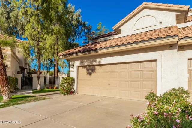 MLS: 6489448 Condo For Sale