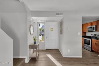 Photo #2: 6489509 Listing