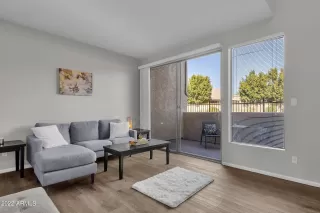 Photo #3: 6489509 Listing