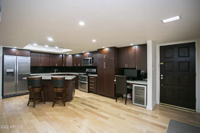 MLS: 6489838 Condo For Sale