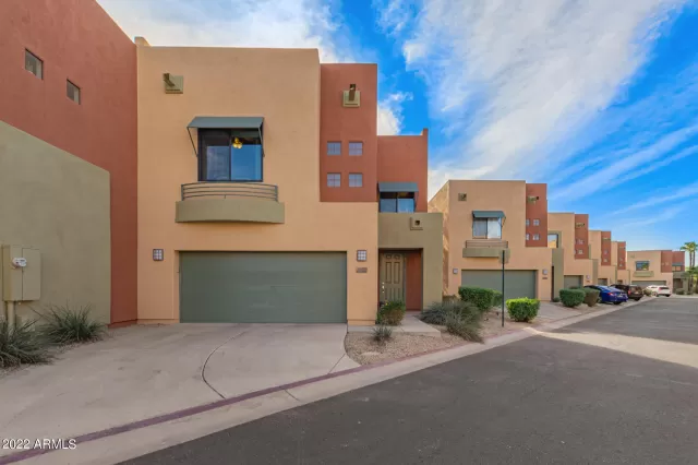 MLS: 6489983 Condo For Sale