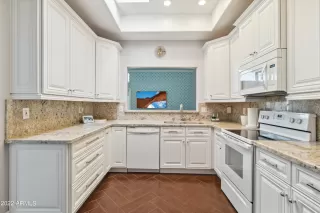 Photo #3: 6490241 Listing