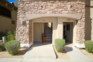 Photo #6: 6490518 Listing 