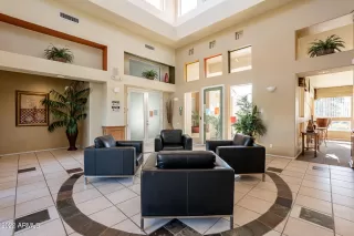 Photo #5: 6490638 Listing