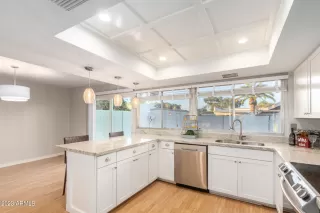 Photo #4: 6490802 Listing