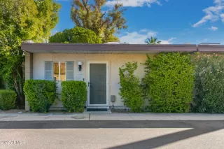 Photo #5: 6490957 Listing