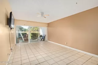 Photo #3: 6490972 Listing