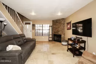 Photo #3: 6491047 Listing