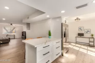 Photo #3: 6491090 Listing 