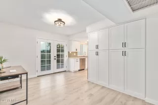 Photo #5: 6491090 Listing 