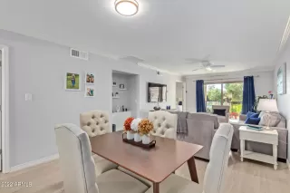 Photo #3: 6491136 Listing