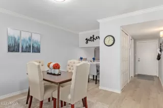 Photo #6: 6491136 Listing