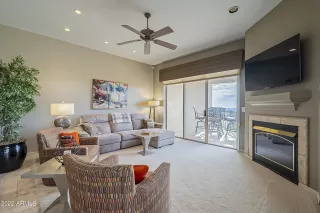 Photo #3: 6491297 Listing 