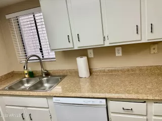 Photo #3: 6491405 Listing