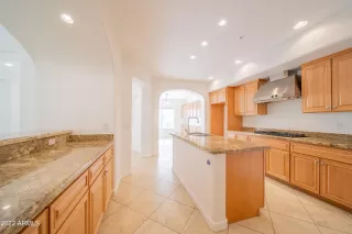 Photo #3: 6491421 Listing 
