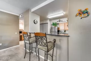 Photo #4: 6491455 Listing 